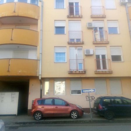 Ivana Center Novi Sad Exterior photo